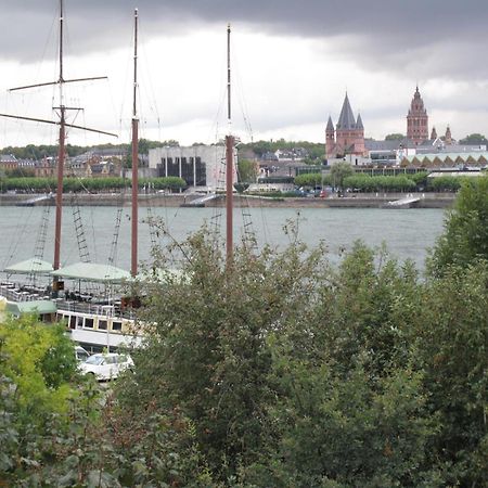Hotel Zum Schnackel In Mainz วิสบาเดน ภายนอก รูปภาพ