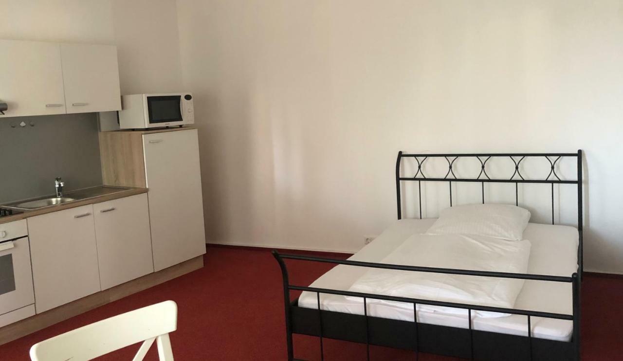 Hotel Zum Schnackel In Mainz วิสบาเดน ภายนอก รูปภาพ